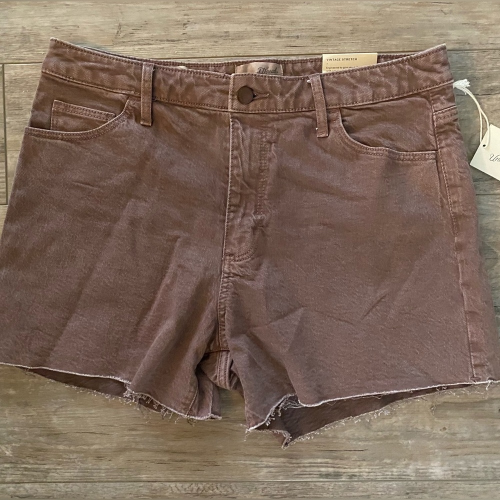 Universal Threads Vintage Stretch Shorts